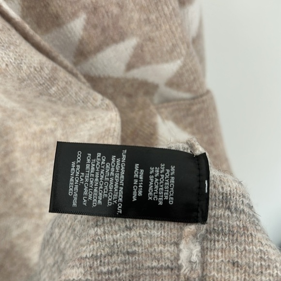 Frye Ladies' Patterned Cardigan Sweater Size XL - Picture 9 of 10